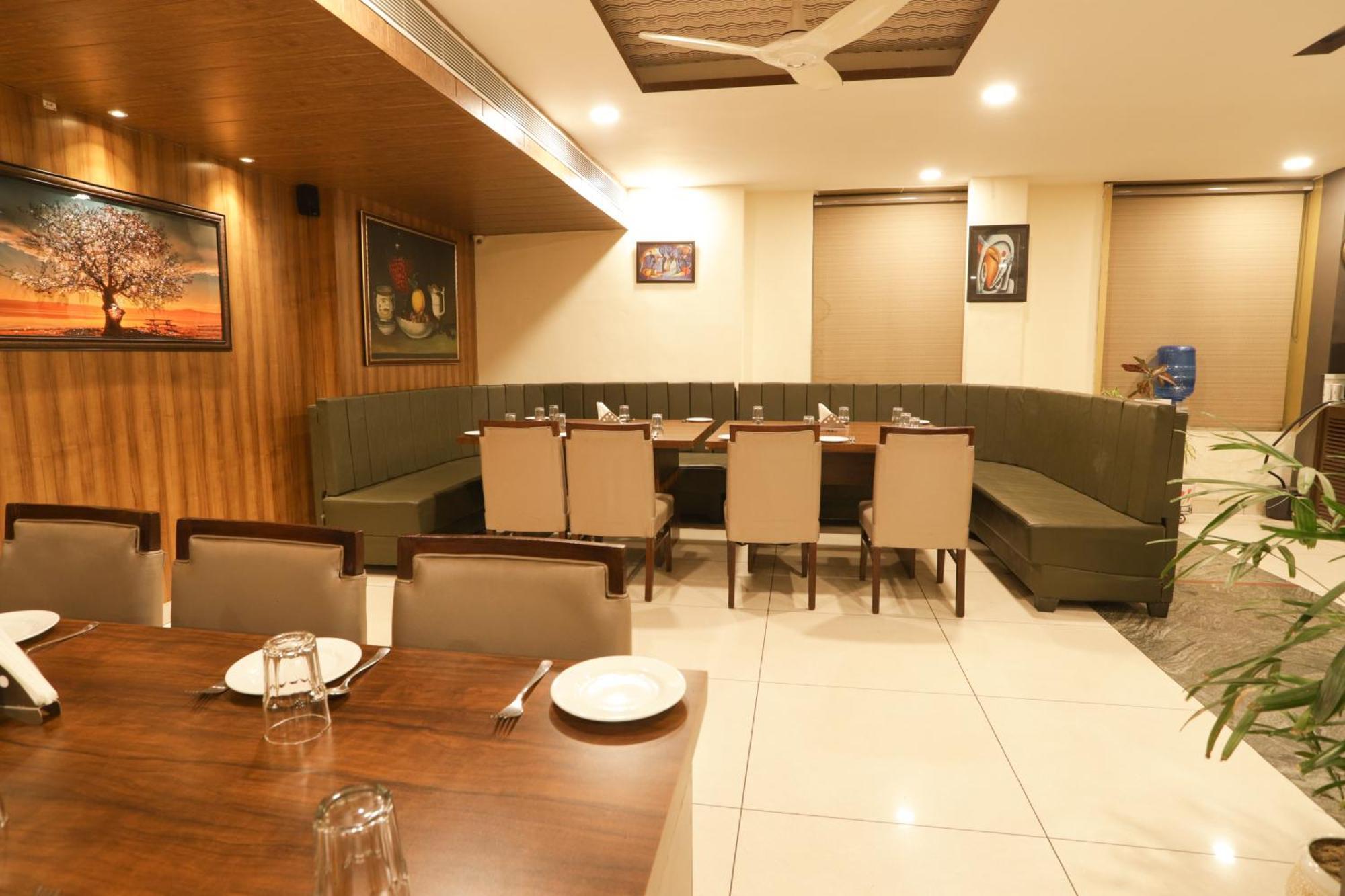 Hotel Razia Inn Hisār Extérieur photo